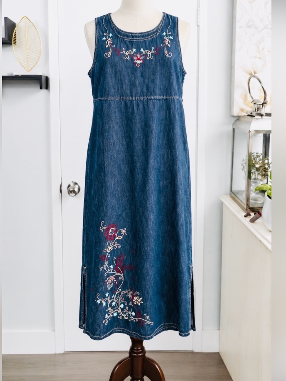 Studio Ease Sleeveless Denim Maxi Dress with Floral Embroidery Cottagecore Sz 12